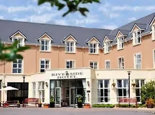 ホテル Riverside 4*