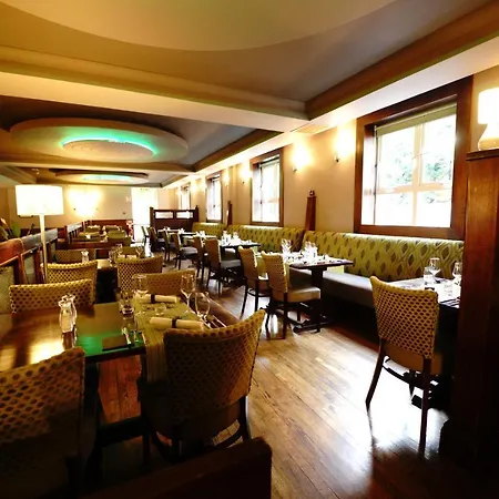 Riverside Hotell Cill Airne