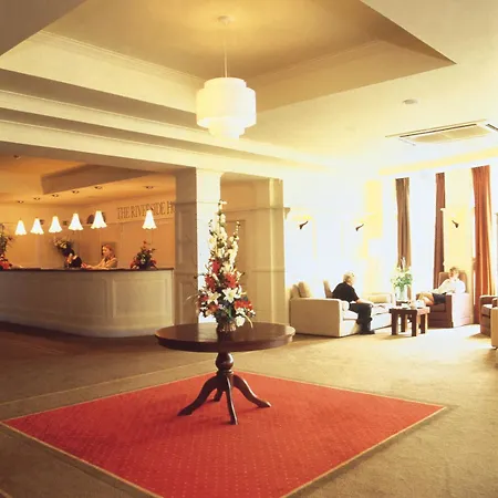 Riverside 4*