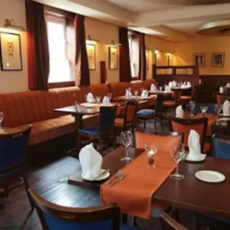 호텔 Riverside 킬라니